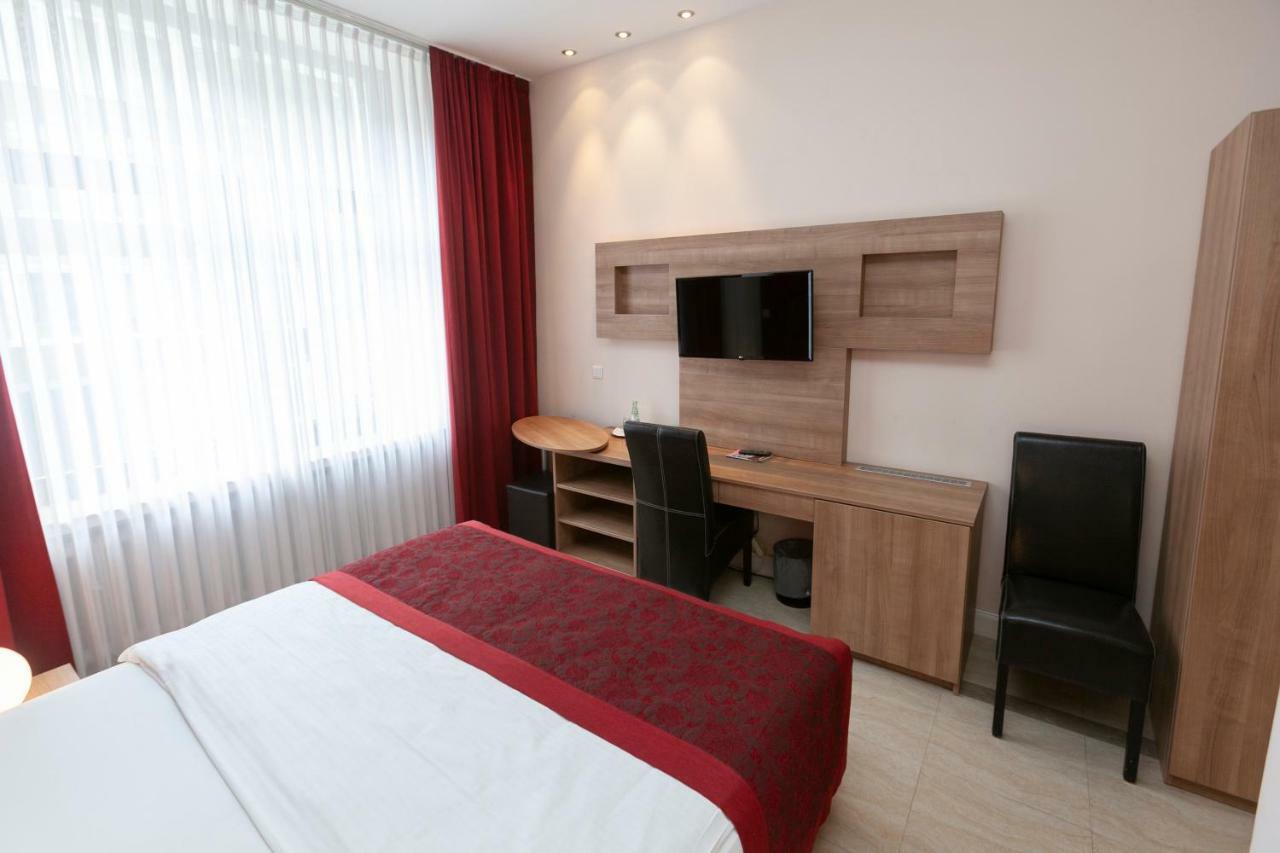 Hotel Prinz Anton Düsseldorf Kültér fotó